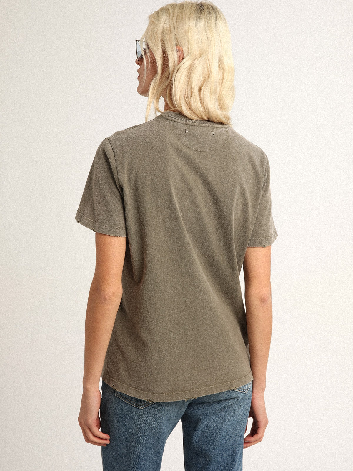 Olive-green regular-fit T-shirt with Golden lettering on the front