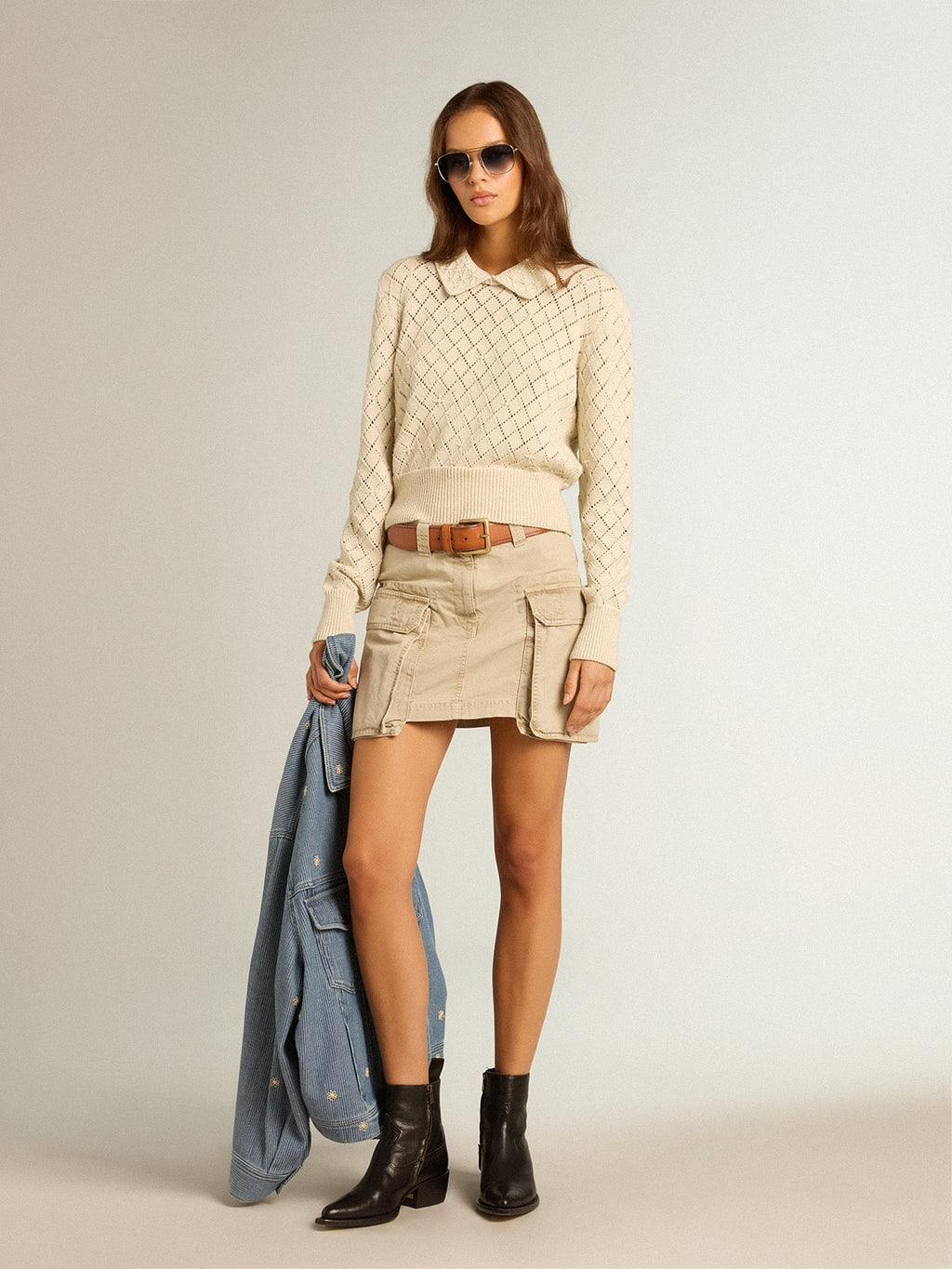 Khaki-colored cargo skirt