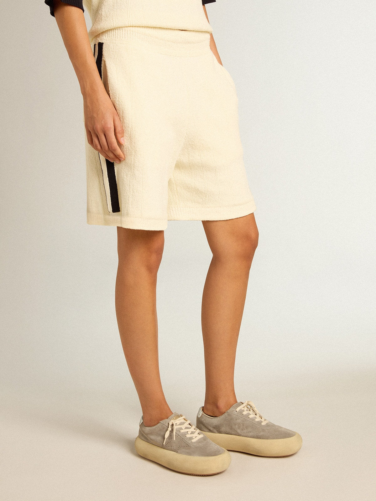 Women's vintage white shorts with blue rib knit on the sides