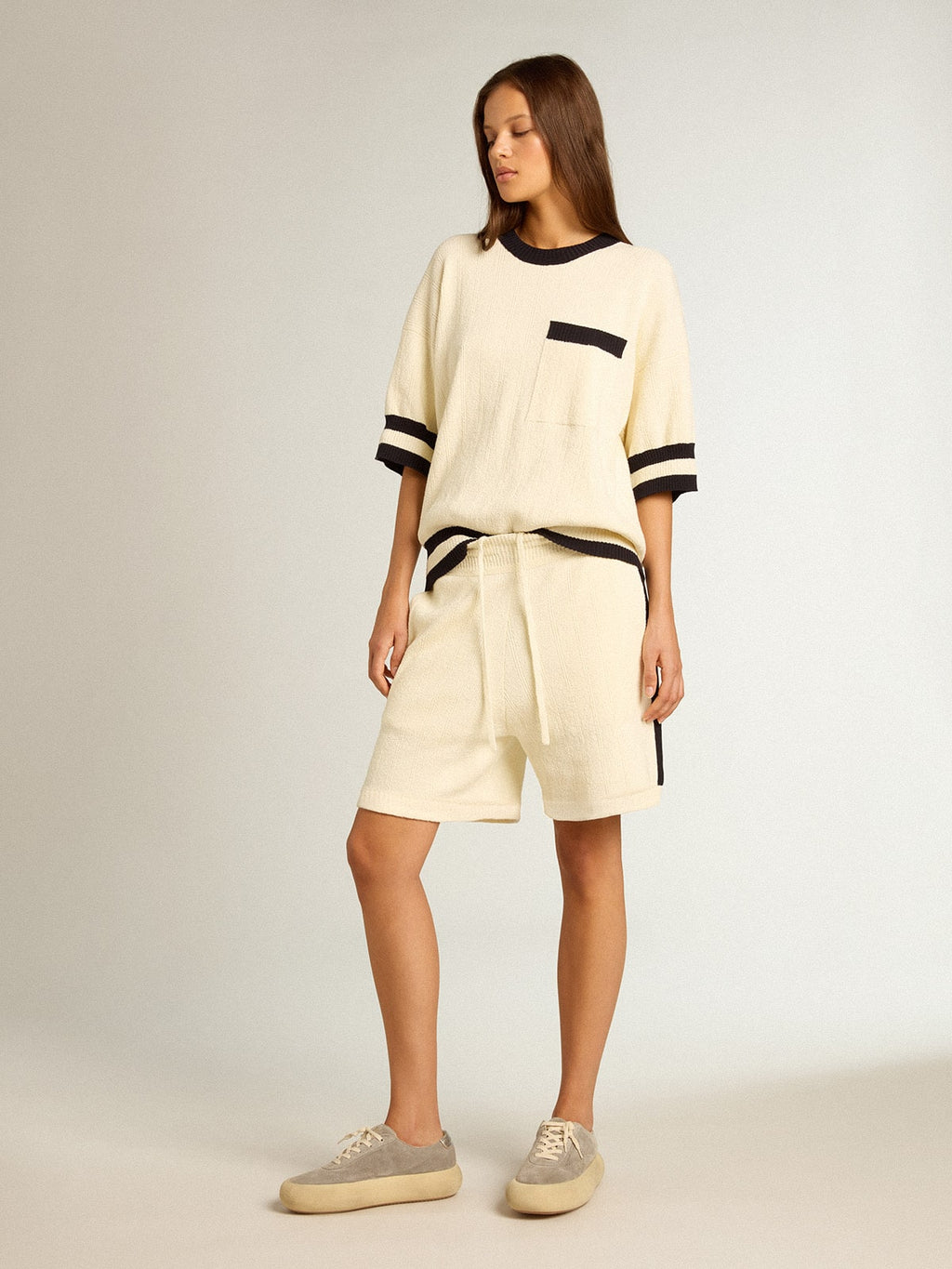 Women's vintage white shorts with blue rib knit on the sides