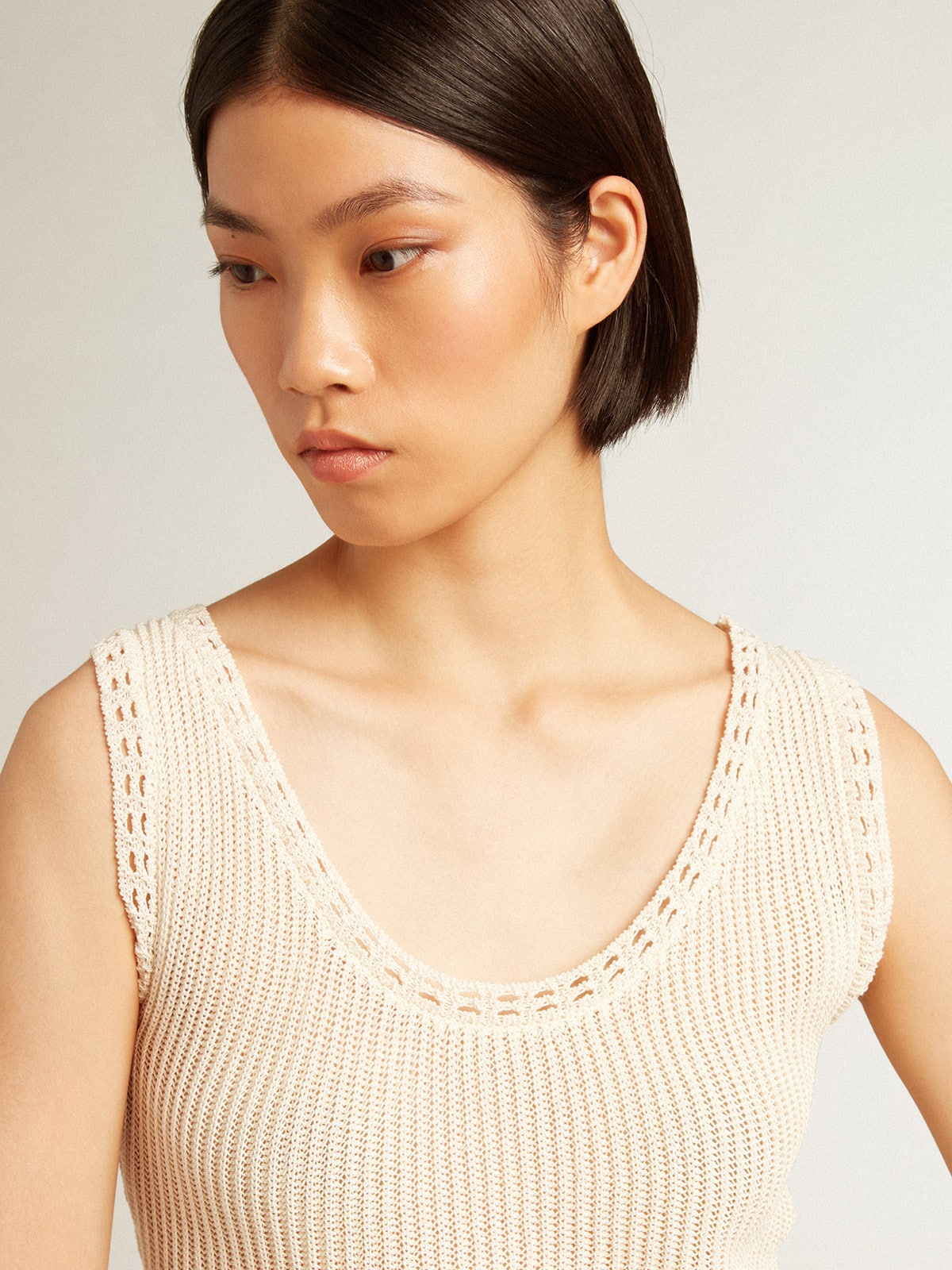 Women's ecru-colored gilet