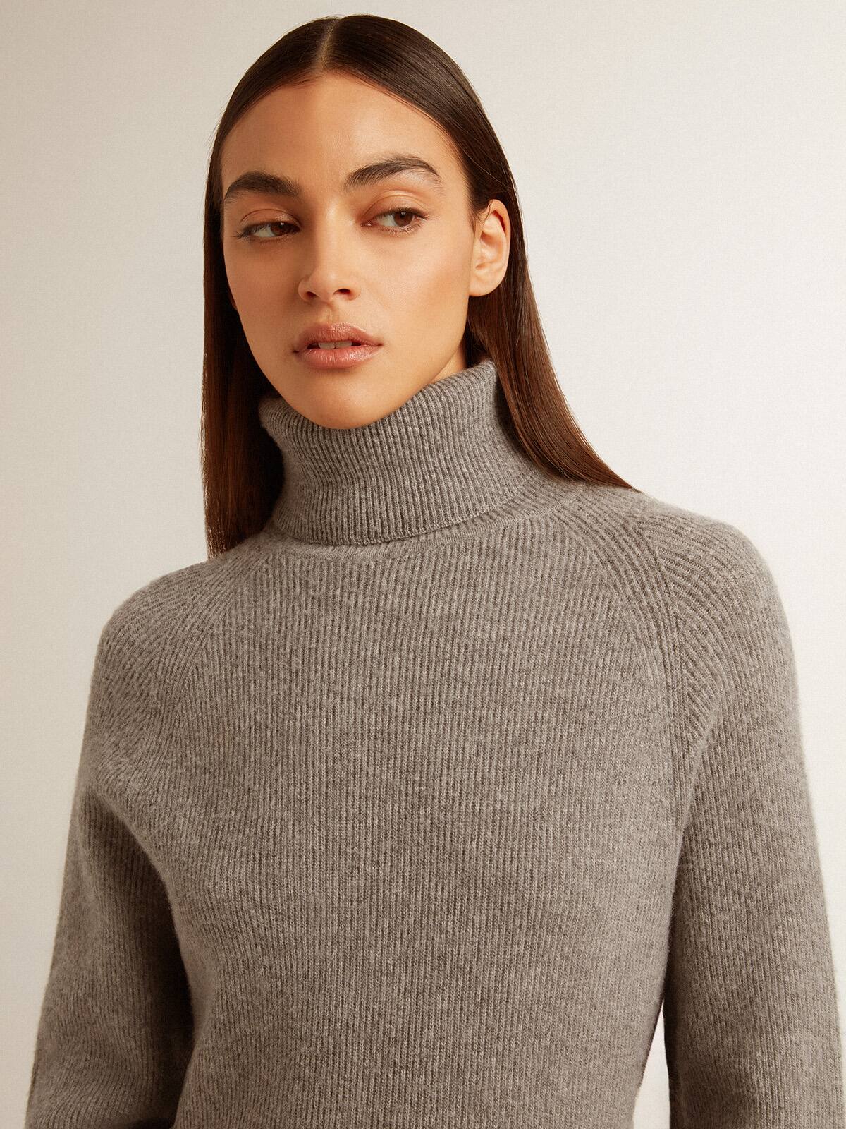 Gray melange ribbed woolen dress with high neck