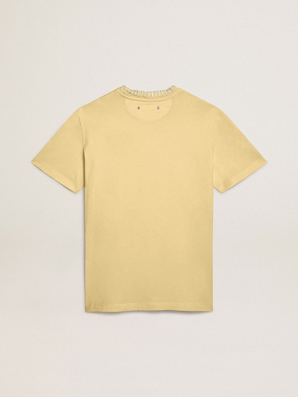 Women's T-shirt in cotton jersey with embroidery on the neck and heart