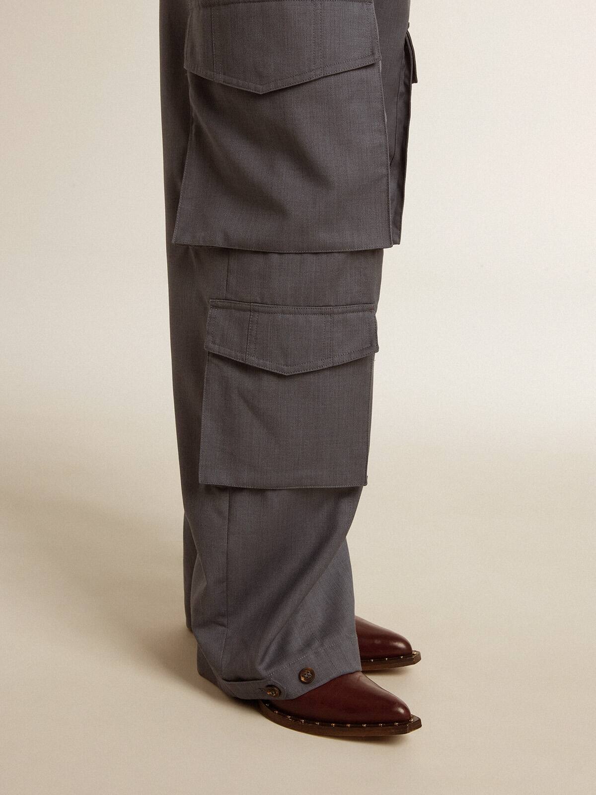 Women's cargo pants in baby blue wool