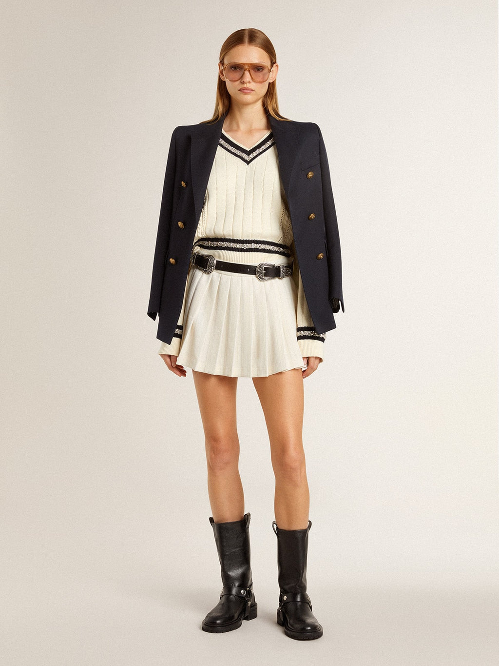White pleated Star miniskirt