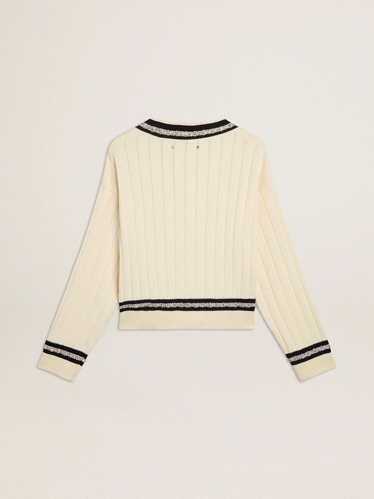 Women's cable-pattern cropped sweater with blue ribbing and crystals