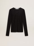 Women's black crew neck t-shirt