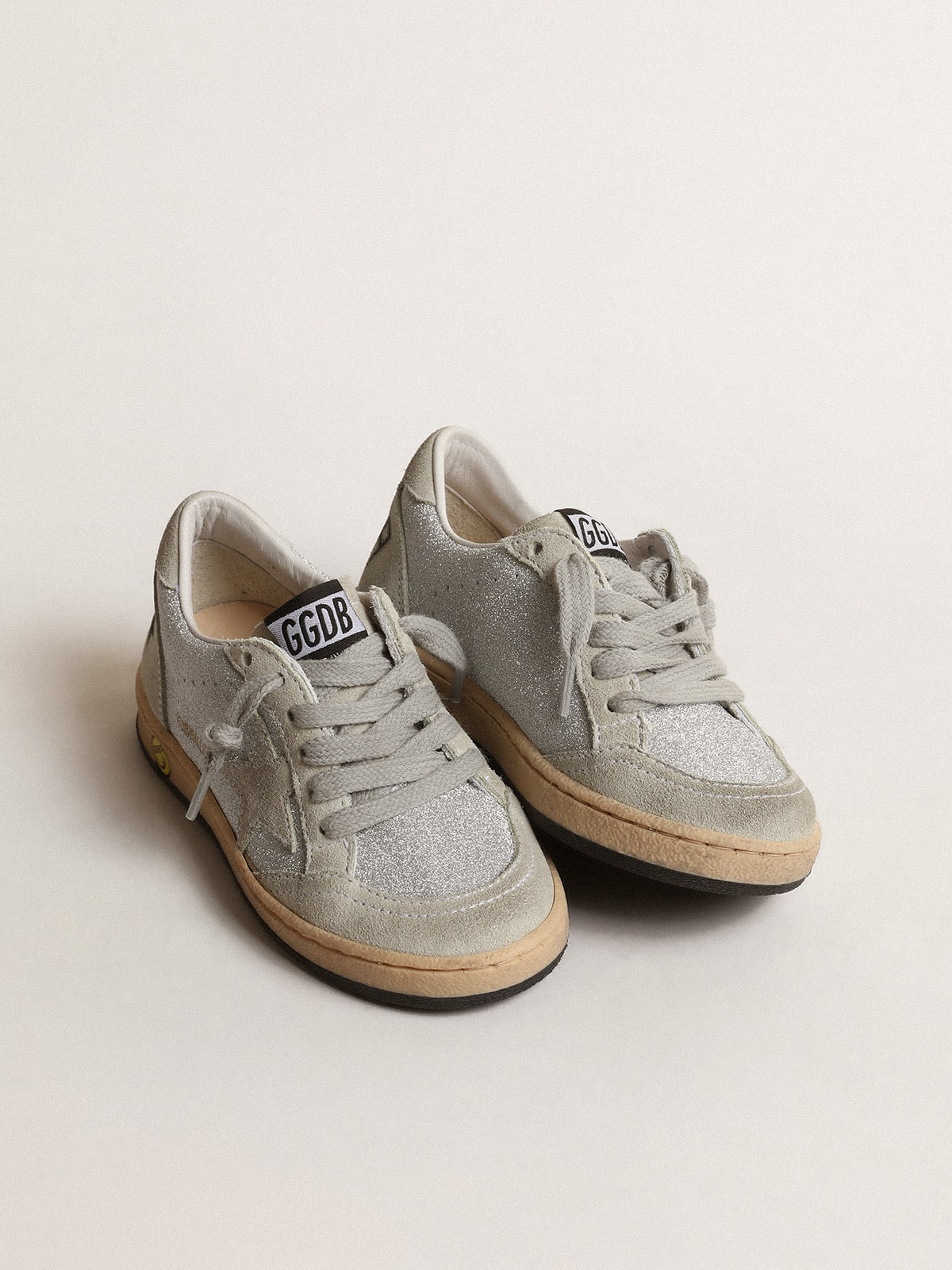 Ball Star Young in glitter with ice-gray suede inserts