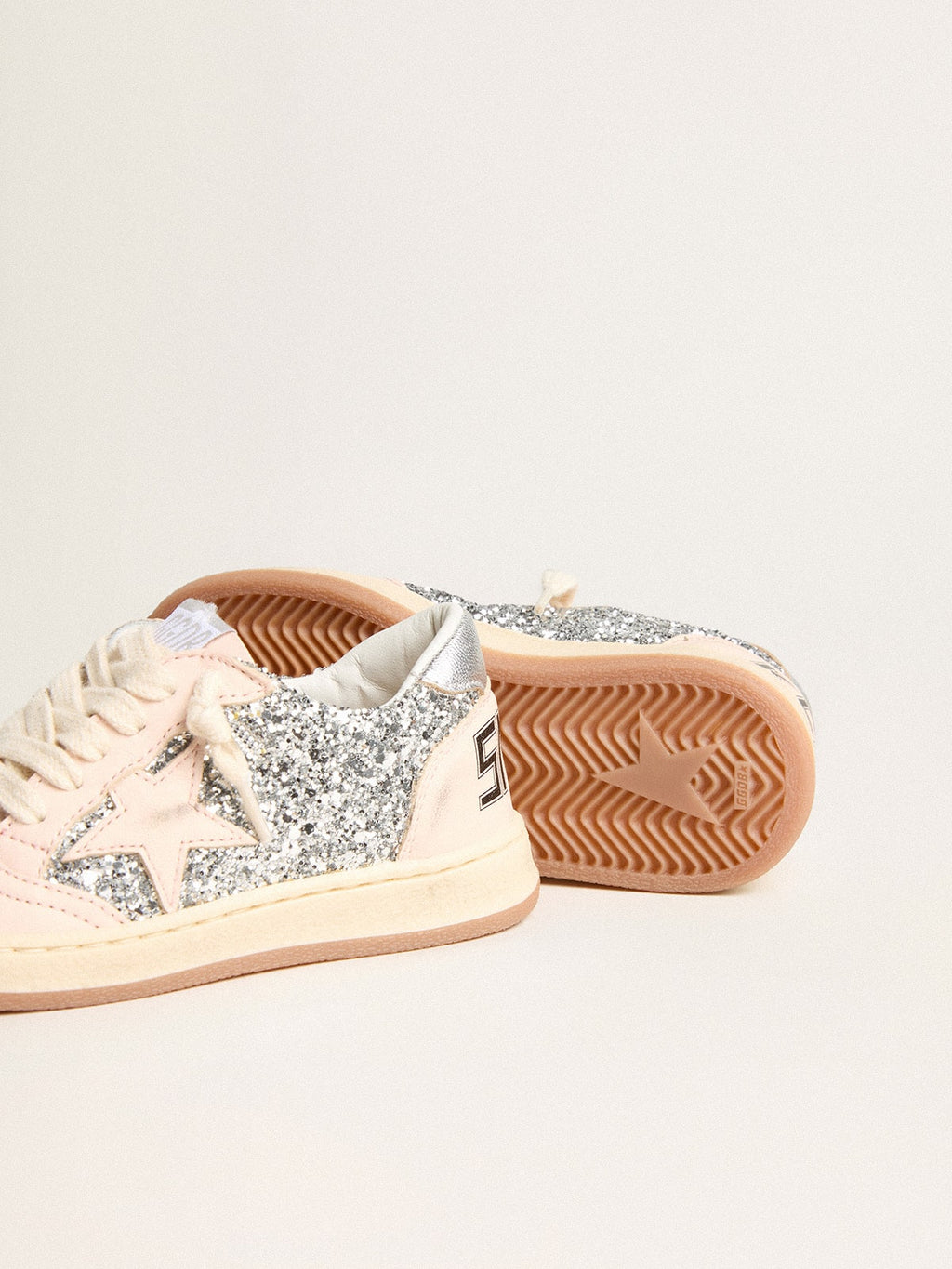 Young Ball Star in glitter with silver metallic leather heel tab